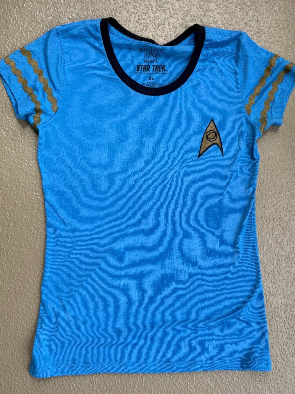 Star Trek Women’s XL Blue Science Uniform Graphic Tee Mighty Fine 2016 Licensed